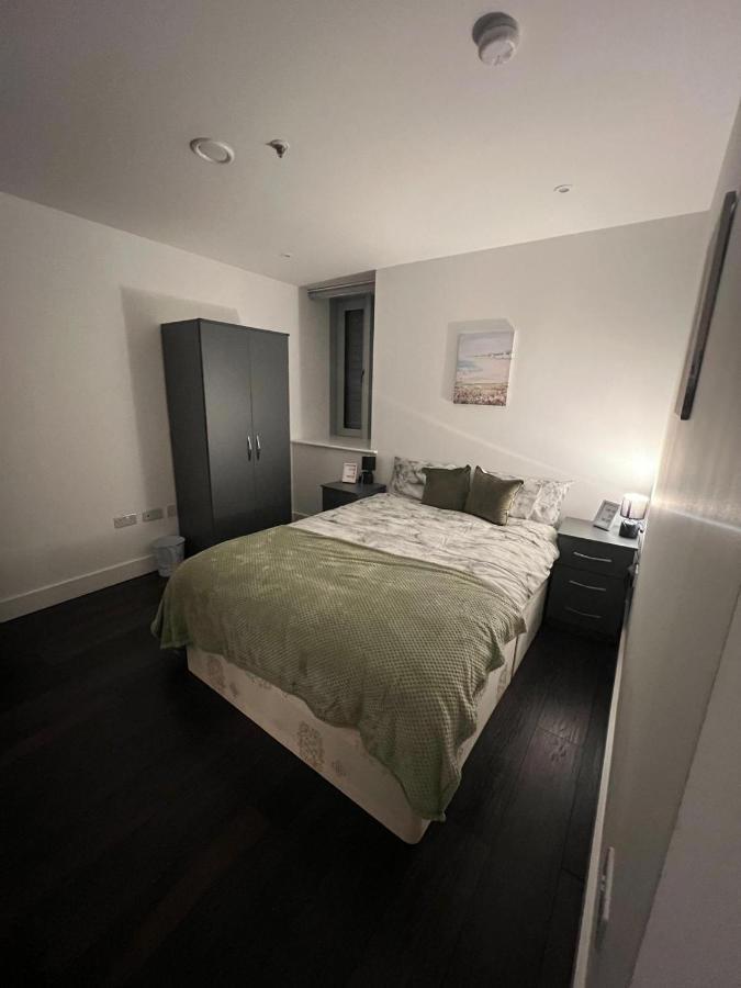 Spacious Sleep 7 Flat 20 Mins Central London Bp65 Exterior foto